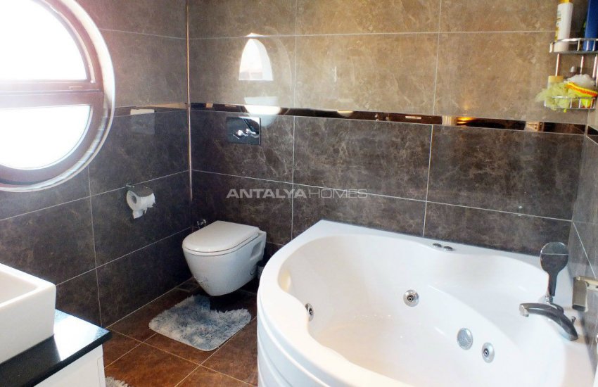 Spacious Villas with Private Garden in Alanya Konakli 8