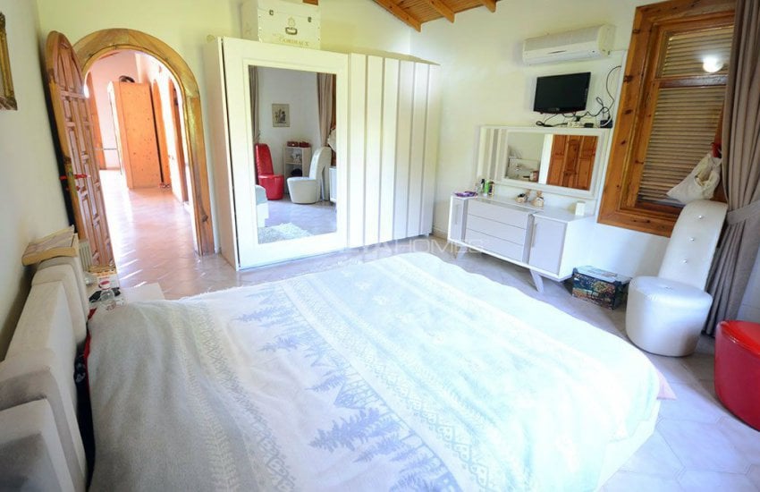 Fully Furnished House with Private Pool in Oba Alanya 28