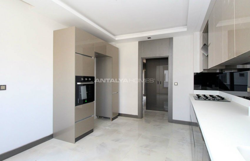 New Apartments with Separate Kitchen in Kepez Antalya 18