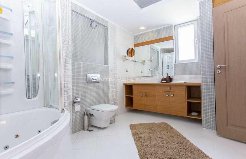 Glorious Sea View Homes at the Great Location in Antalya 32