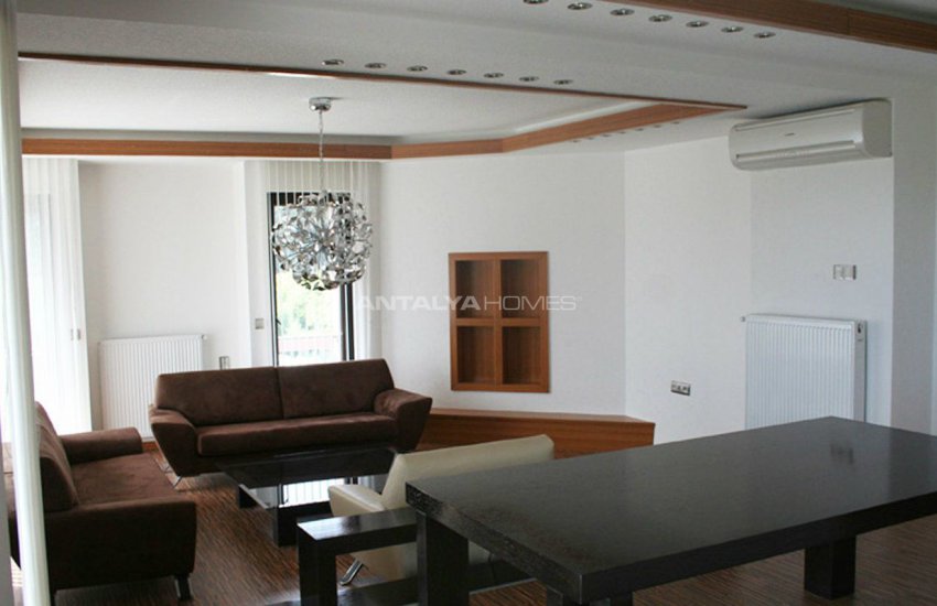 Property in the New Trend Residential Complex of Konyaalti 20