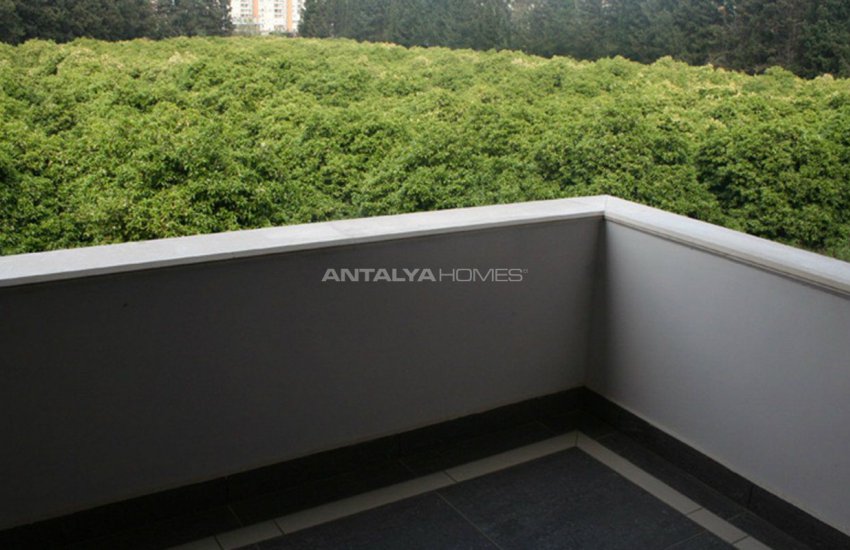 Property in the New Trend Residential Complex of Konyaalti 30