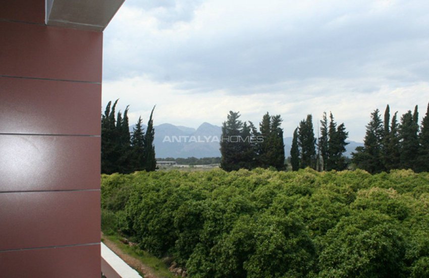 Property in the New Trend Residential Complex of Konyaalti 31