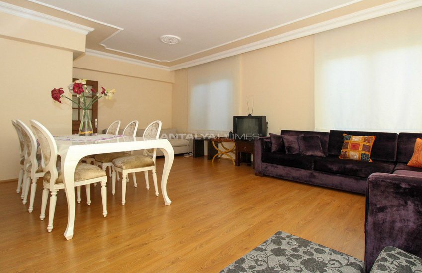 Whole Building with Expansive Garden and Fruit Trees in Döşemealtı 17