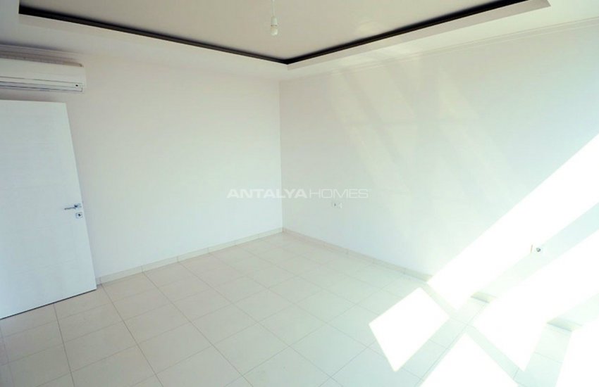 Seafront Alanya Apartments with Rich Social Facilities 32