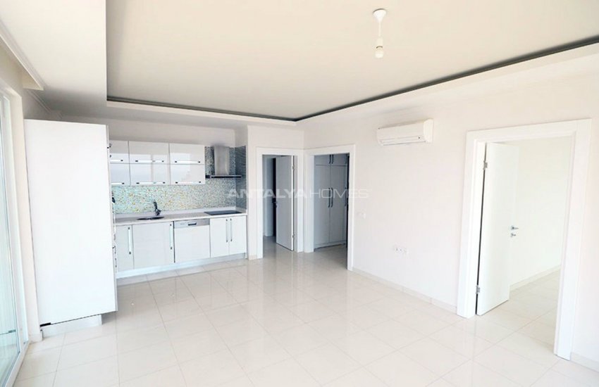 Seafront Alanya Apartments with Rich Social Facilities 28