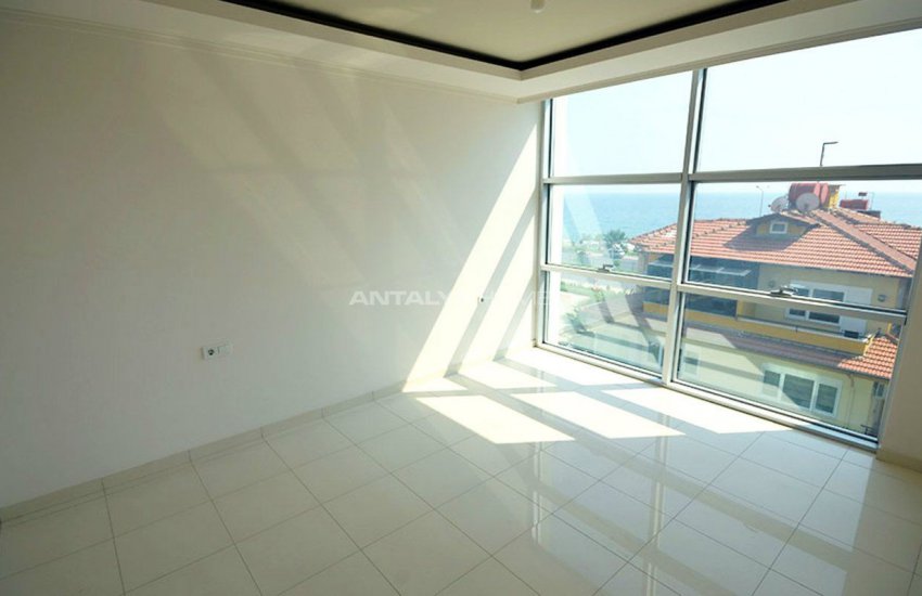 Seafront Alanya Apartments with Rich Social Facilities 31