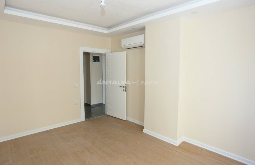 Apartments in Antalya at a Favorable Location of Konyaalti 19