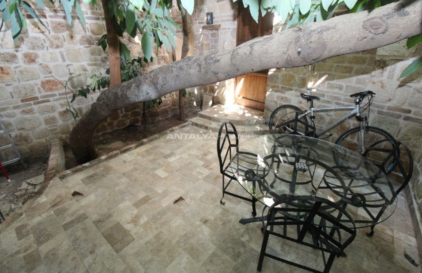 Renovated and Furnished Antique House in Kaleici Antalya 20