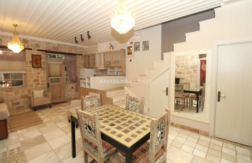 Renovated and Furnished Antique House in Kaleici Antalya 4