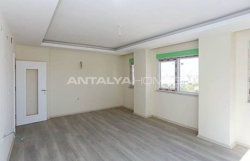 Kepez’de Balkonlu ve Ayrı Mutfaklı Yepyeni Daireler 14