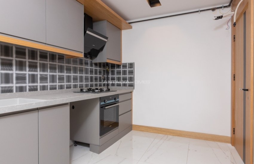 Konyaalti Flats Just 5 Minutes Distance to the Beach 15