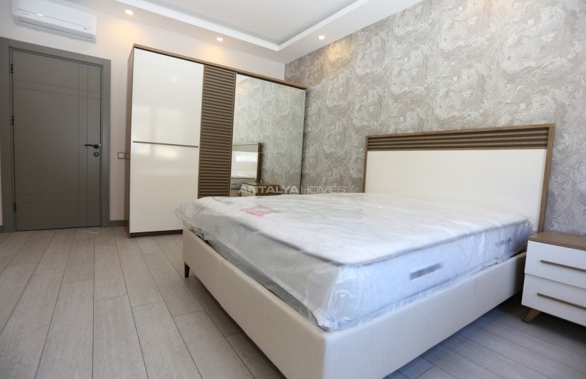 Modern Apartments at a Favourable Location of Antalya 32