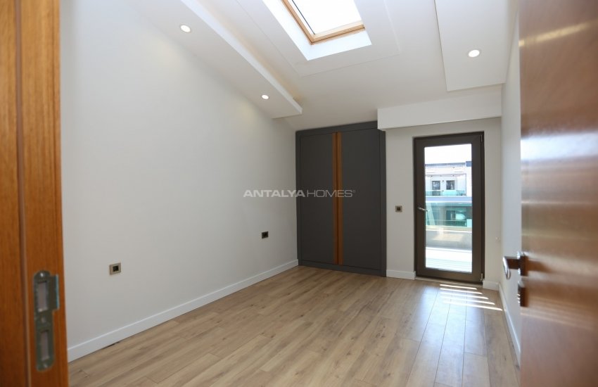 Deluxe Apartments Near Airport in Antalya for Investment 32