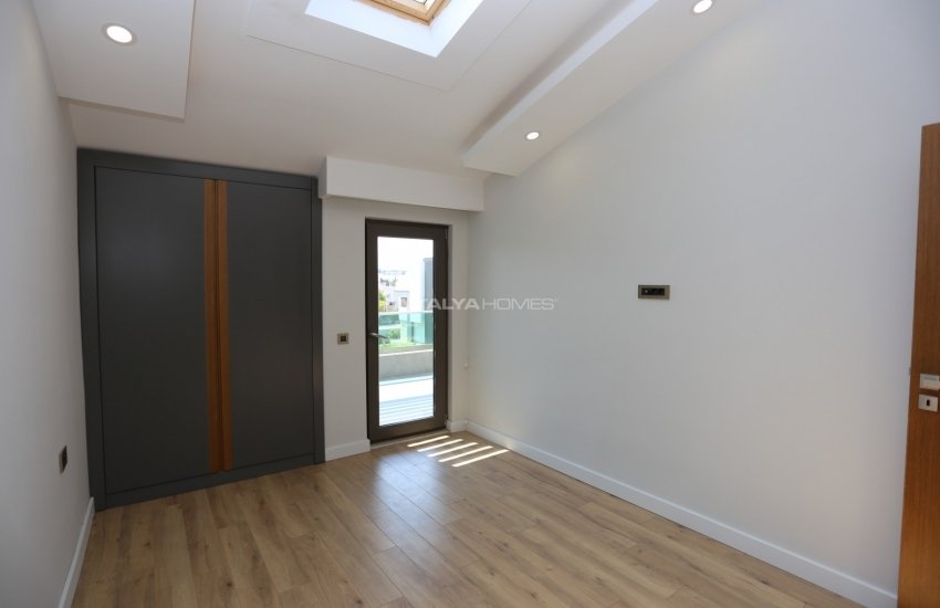 Deluxe Apartments Near Airport in Antalya for Investment 33