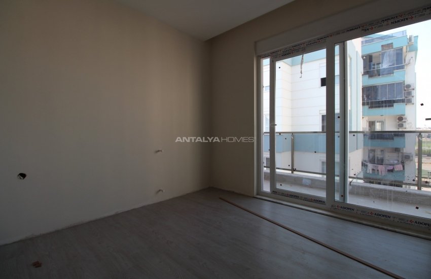Brilliantly Spacious Flats Close to Amenities in Muratpaşa 8