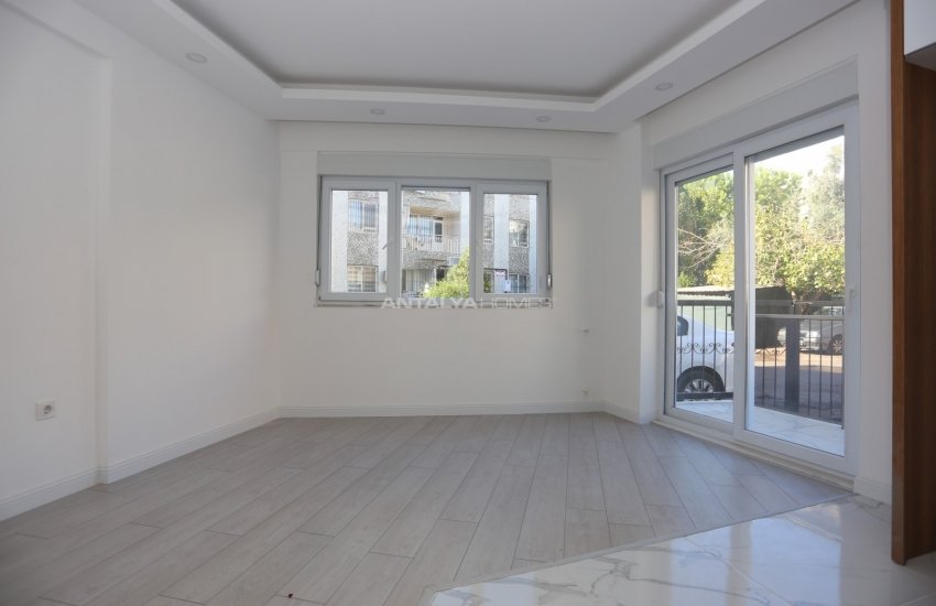 Muratpaşa’da Stratejik Konumlu, Duraklara Yakın Daire 9