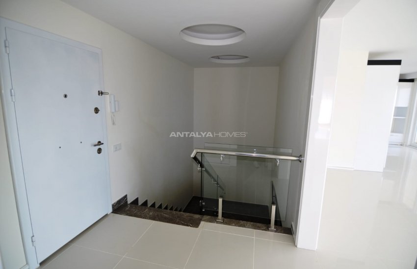 Luxurious Villas with High-quality Materials in Antalya Alanya 21