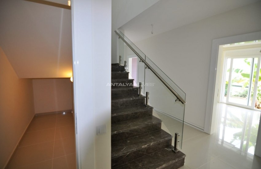 Luxurious Villas with High-quality Materials in Antalya Alanya 22