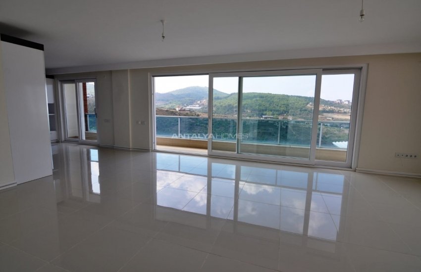 Luxurious Villas with High-quality Materials in Antalya Alanya 27