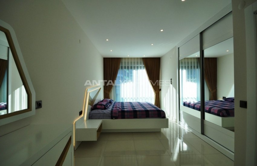 Kargıcak’ta Özel Plaja Sahip Deniz Manzaralı Daireler 32