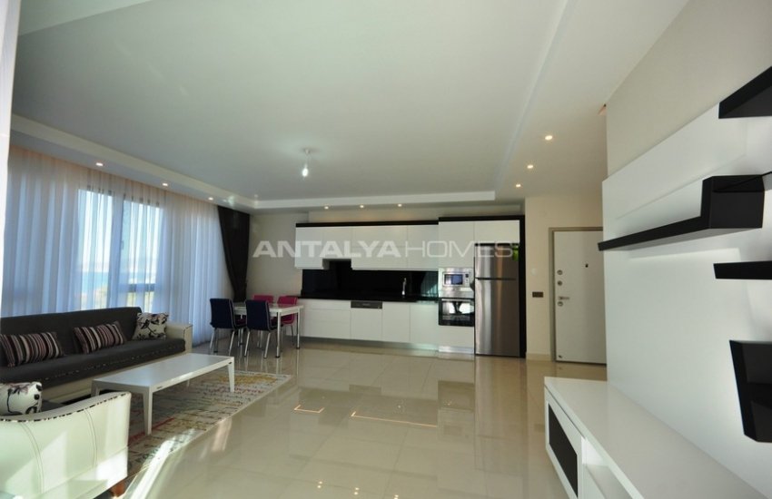 Kargıcak’ta Özel Plaja Sahip Deniz Manzaralı Daireler 26