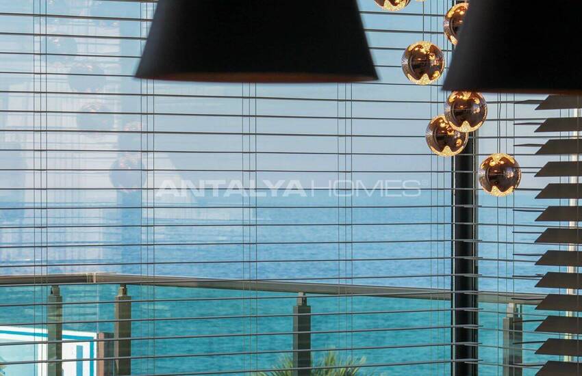 Alanya Mahmutlar’da Denize Sıfır Yeni Daireler 28