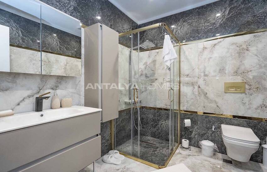 Luxe Vastgoed In Een Paar Stappen Van De Zee In Alanya 51