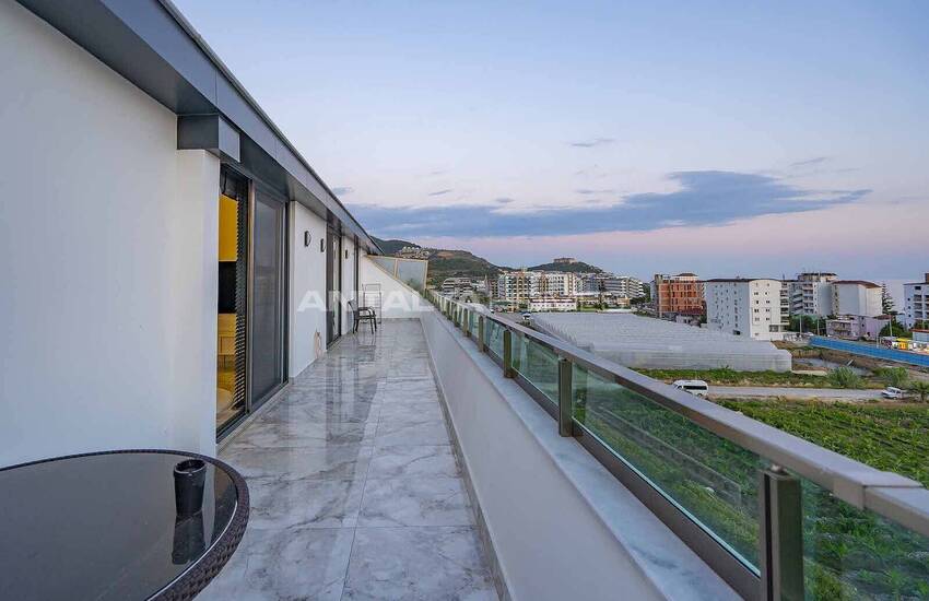 Luxe Vastgoed In Een Paar Stappen Van De Zee In Alanya 35