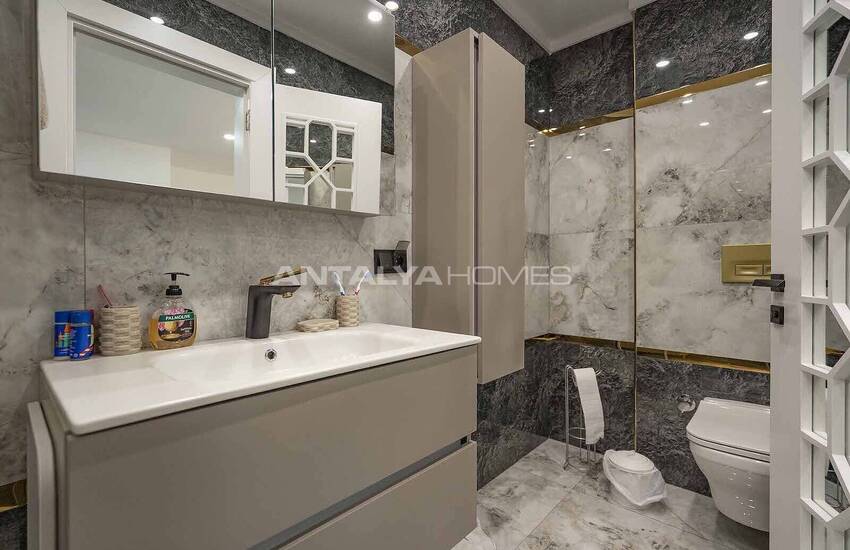 Luxe Vastgoed In Een Paar Stappen Van De Zee In Alanya 37