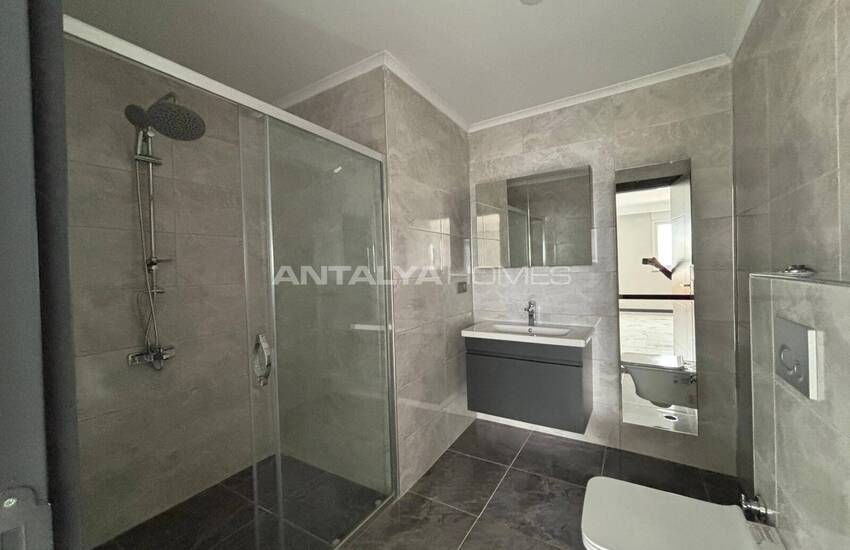 Zentrale Wohnungen 300 M Zum Meer In Mahmutlar Alanya 39