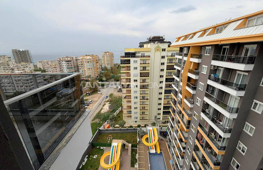 Zentrale Wohnungen 300 M Zum Meer In Mahmutlar Alanya 35