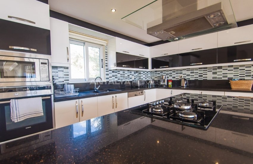 Möblierte Villa In Einer Prestigeträchtigen Gegend In Kalkan 14