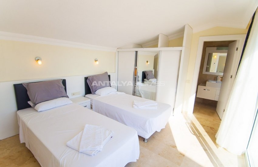 Möblierte Villa In Einer Prestigeträchtigen Gegend In Kalkan 19