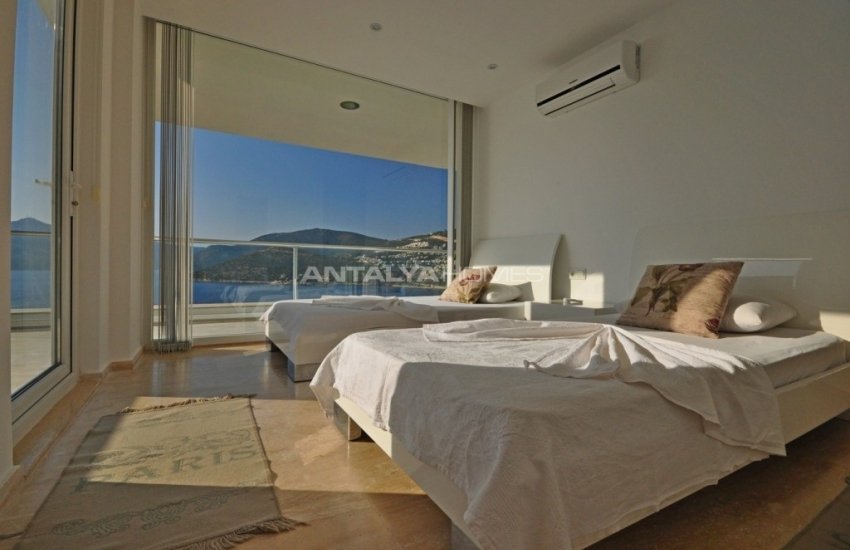 Kalkan'da Plaja 100 Mt Mesafede Ultra Lüks Villa 18