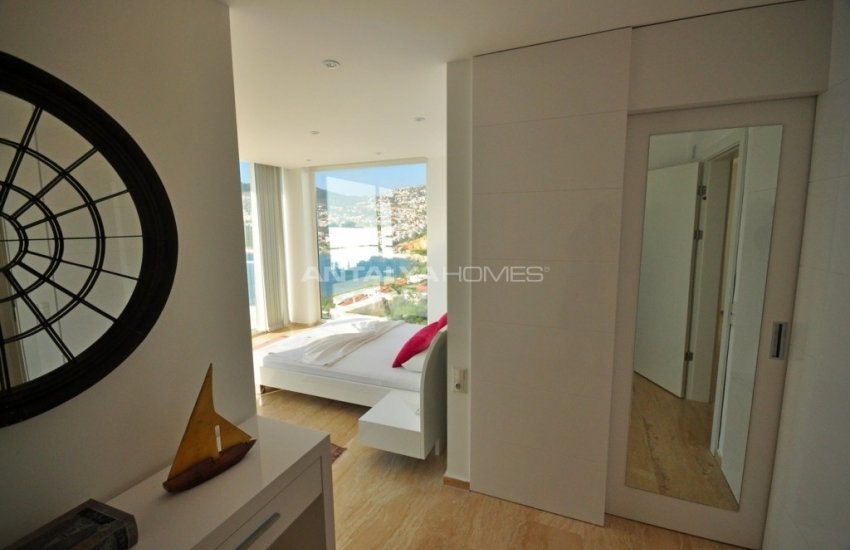 Kalkan'da Plaja 100 Mt Mesafede Ultra Lüks Villa 23