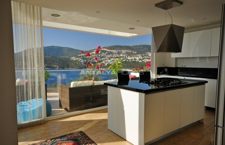 Kalkan'da Plaja 100 Mt Mesafede Ultra Lüks Villa 10