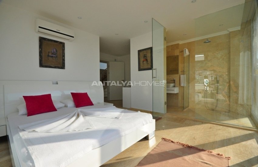 Kalkan'da Plaja 100 Mt Mesafede Ultra Lüks Villa 43