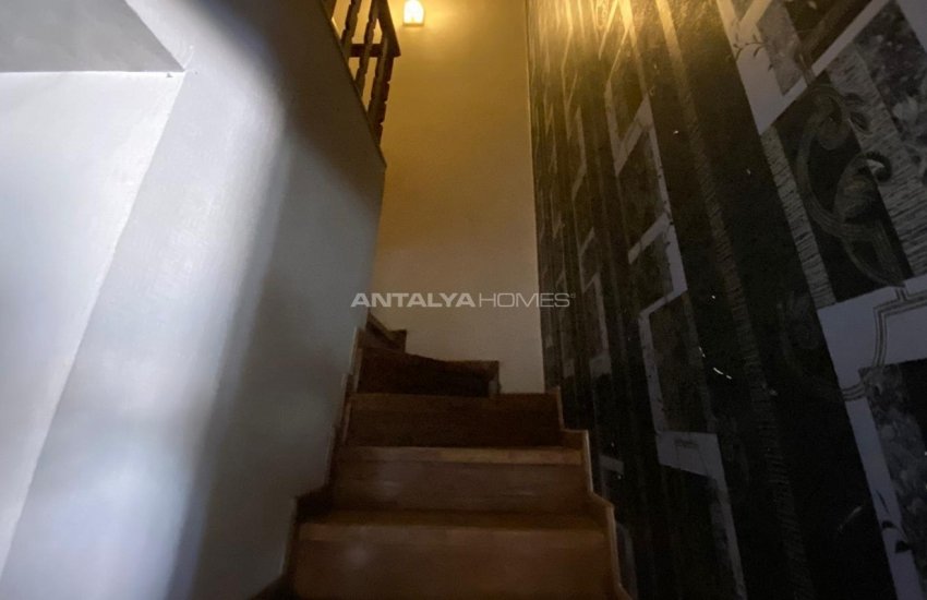 Affordably Priced Apartment in a Complex in Antalya 5