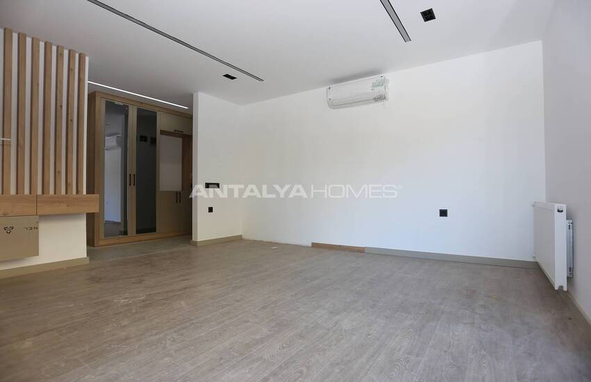 عقارات كونيالتي انطاليا على بعد 2.3 كم من الشاطئ 9