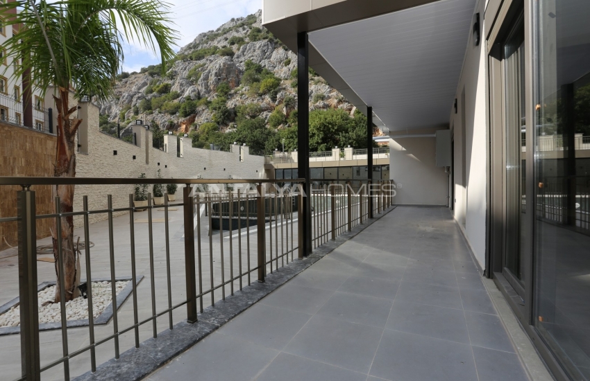 عقارات كونيالتي انطاليا على بعد 2.3 كم من الشاطئ 27