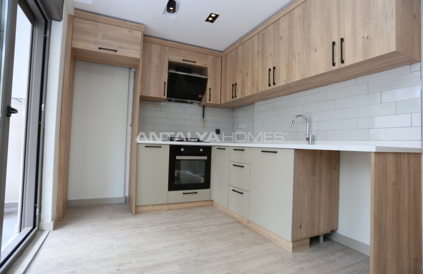 عقارات كونيالتي انطاليا على بعد 2.3 كم من الشاطئ 29