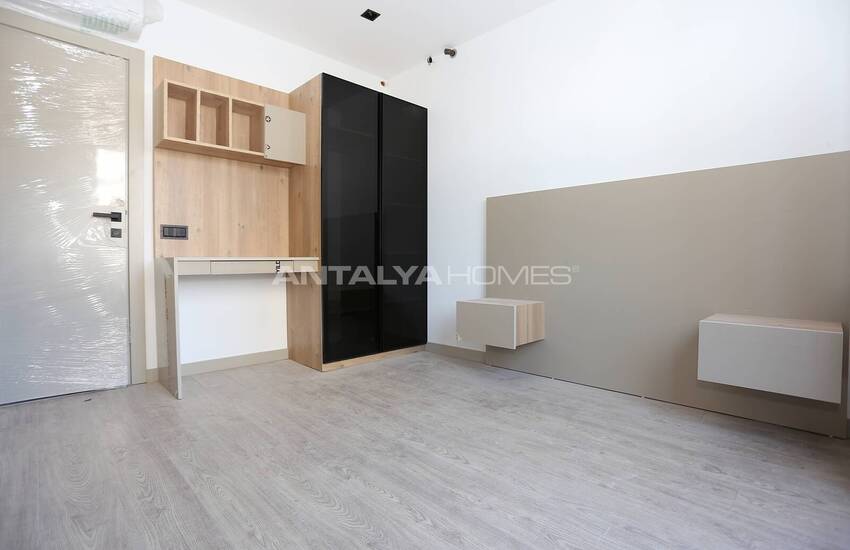 عقارات كونيالتي انطاليا على بعد 2.3 كم من الشاطئ 11