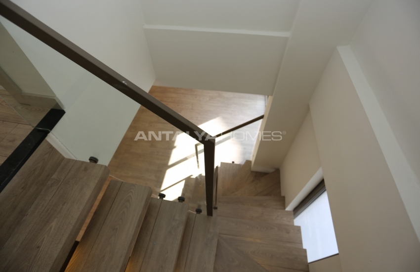 عقارات كونيالتي انطاليا على بعد 2.3 كم من الشاطئ 17