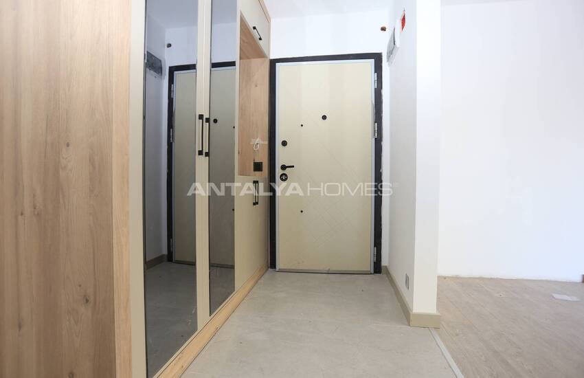 عقارات كونيالتي انطاليا على بعد 2.3 كم من الشاطئ 13