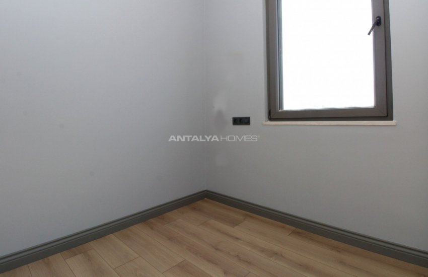 فلل فاخرة مع أنظمة المنزل الذكي بالقرب من الطريق السريع في كونيالتي 23