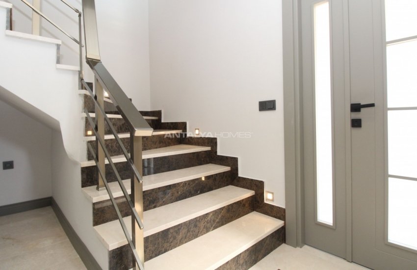 فلل فاخرة مع أنظمة المنزل الذكي بالقرب من الطريق السريع في كونيالتي 26