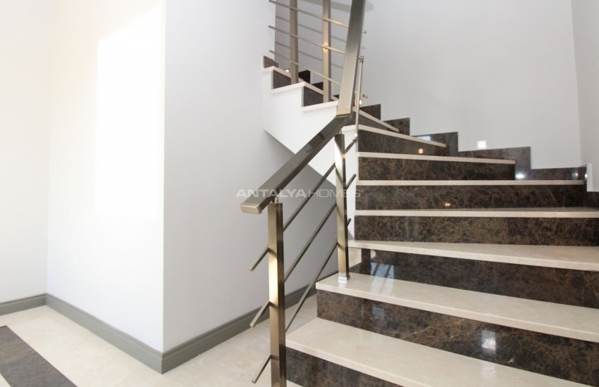 فلل فاخرة مع أنظمة المنزل الذكي بالقرب من الطريق السريع في كونيالتي 27