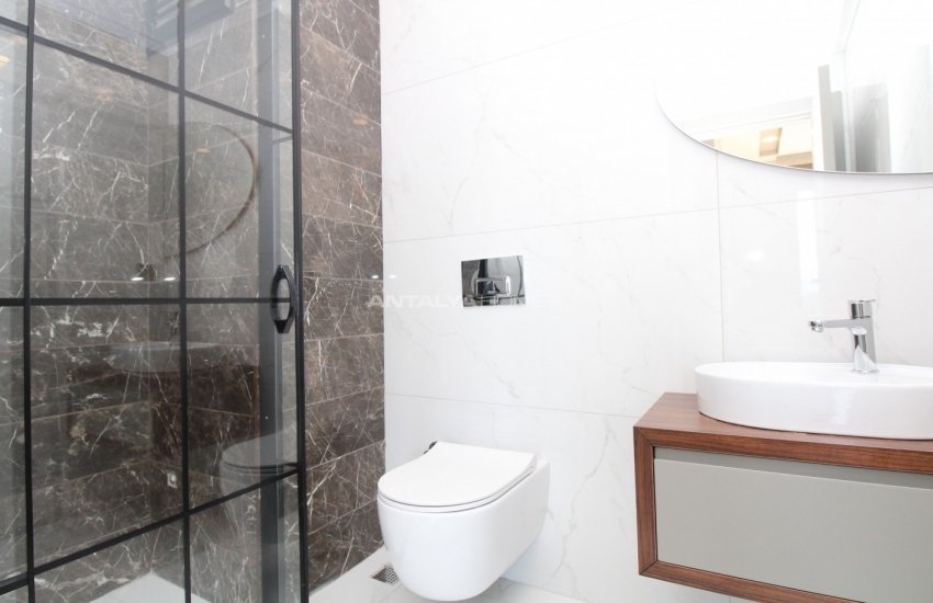 فلل فاخرة مع أنظمة المنزل الذكي بالقرب من الطريق السريع في كونيالتي 19