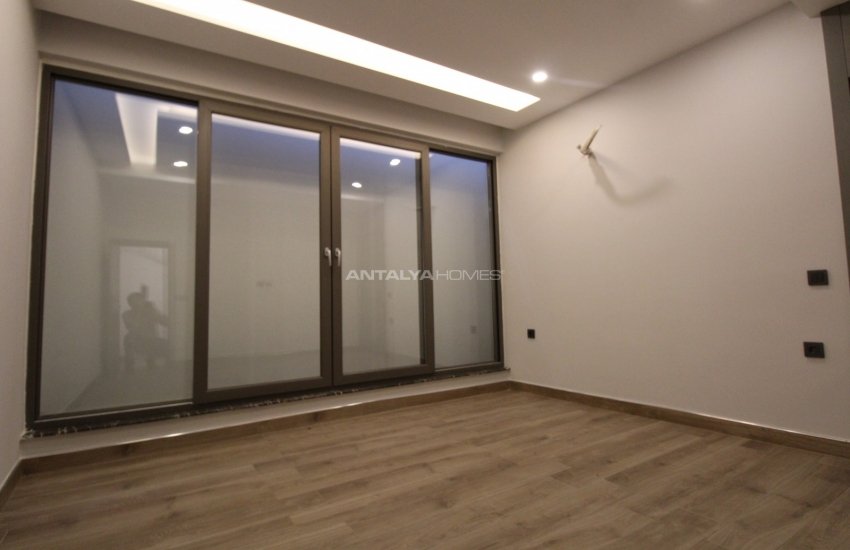 Antalya Bahçelievler'de Akıllı Ev Sistemli Satılık Lüks Daireler 30